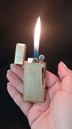 Sade Tasarım Fırçalı Pirinç Görünümlü Koleksiyonluk Gazlı Çakmak