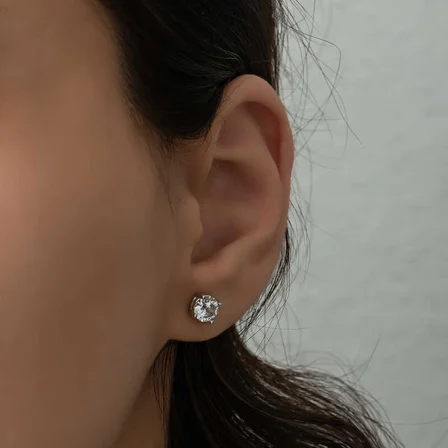 KENPAZAR  Gümüş 4 mm Beyaz Zirkon Tek Taş Kadın Küpe