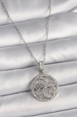 L Çelik Gümüş Renk Zincir Zirkon Taşlı Lotus Model Kadın Kolye - TJ-BKO