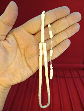 TOZ KEHRİBAR TESBİH KESME KESİM BEYAZ RENKLİ SİSTEMLİ 11MMX5MM ÖZEL ÖLÇÜ