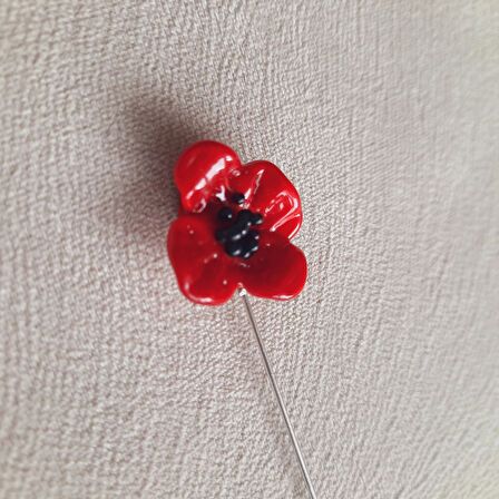 Kırmızı Gelincik Yaka İğnesi Broş