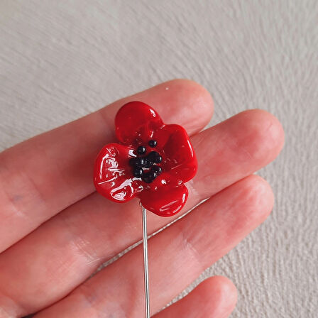 Kırmızı Gelincik Yaka İğnesi Broş