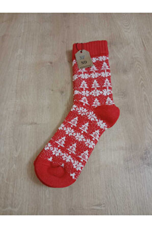 BAMBU TERMAL YIKAMALI SOKET YILBAŞI KADİFEMSİ YUMUŞAK DESENLİ ETNİK ÇORAP  ÇORABI KIRMIZI-BEYAZ