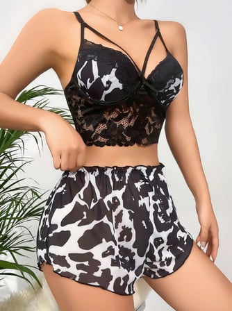 Kadın Siyah Leopar desenli Dantel detaylı Şortlu Gecelik Pijama Takımı