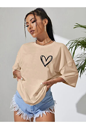 Kalp Baskılı Oversize Tshirt.