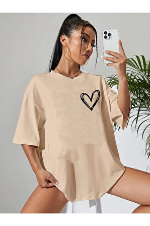 Kalp Baskılı Oversize Tshirt.