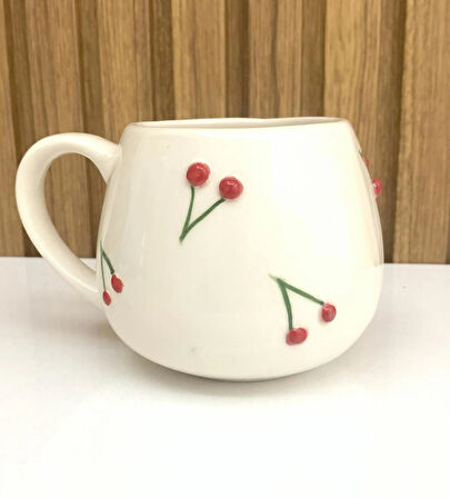 Kiraz Kabartmalı Seramik Büyük Boy Kupa %100 Handmade