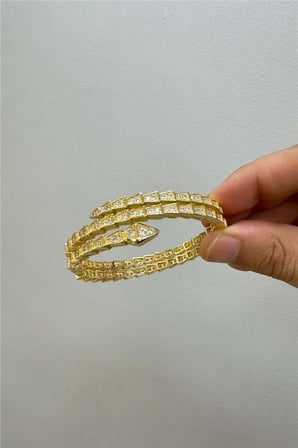 14 K Renk Vip Zirkon Taşlı Kelepçe