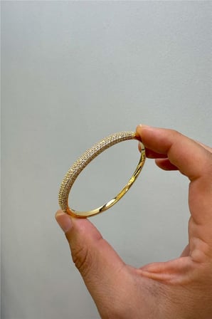 14 K Renk Vip Zirkon Taşlı Kelepçe