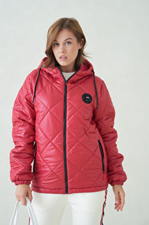 İçi Astarlı Su ve Rüzgar Geçirmez Cepli Kapüşonlu Kadın Mont