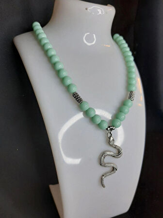 MRYart Su Yeşili Cam Boncuk ve Metal Yılan Detaylı Kolye