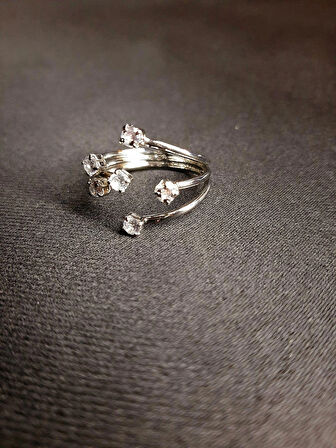 MRYart 6 Zirkon Taşlı Yüzük Gümüş Rengi Parmağınıza Zariflik Katın