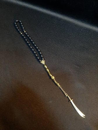 MRYart Mat Siyah Onix Taşı Gold Renk Metal Zülfikar 33lük Tesbih