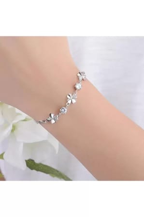 Bileklik 925 Ayar Gümüş Kalpli Yonca Beyaz Taşlı Sevgililer Günü Sevgiliye Hediye