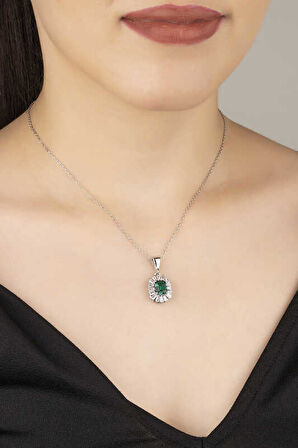 KENPAZAR Gümüş Elmas Montür Zümrüt Taşlı Kadın Kolye