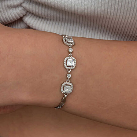 KENPAZAR Gümüş Üçlü Kare Kadın Bileklik