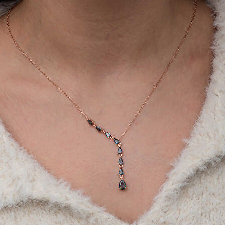 KENPAZAR Gümüş Sıralı Mistik Topaz Taşlı Damla Kadın Kolye