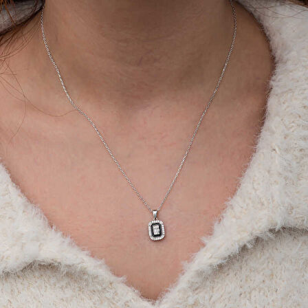 KENPAZAR Gümüş Siyah Mineli Baget Kadın Kolye