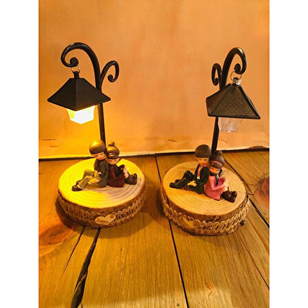 KENPAZAR Sokak Lambası Altındaki Sevgili Çift Işıklı Biblo