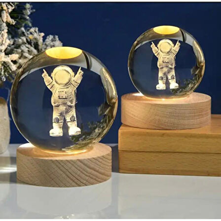 KENPAZAR Astronot Renk Değiştiren Işıklı Cam Küre 8cm