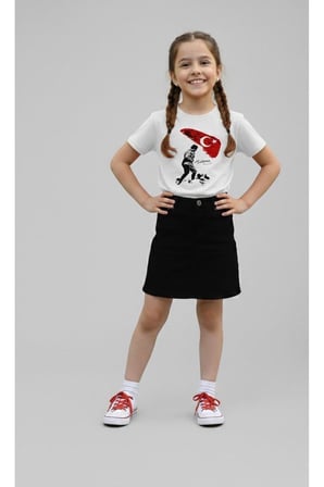 Kız Çocuk Kocatepe ATATÜRK Baskılı T-Shirt Ve Keten Etek Takım 23 NİSAN-Özel Bayramlar