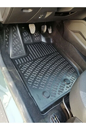 Dacia Duster 2023 Sonrası 4x2 Bagaj Havuzu ve 3D Havuzlu Paspas -HEDİYELİ