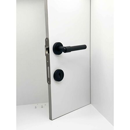 KOLDOOR Punch Mat Siyah Rozetli Oda Kapı Kolu 4 Takım