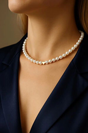 Altın Kaplama Kalp Detaylı İnci Choker 