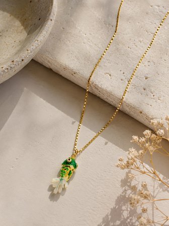 Emerald Koi – Yeşil Mineli Şans Balığı Paslanmaz Çelik Kadın Kolye