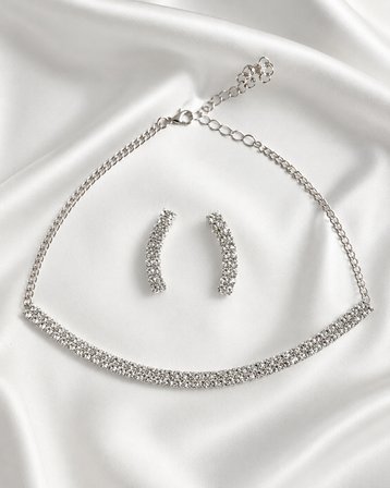 Kadın Abiye Takı Seti Gümüş Renk Taşlı Choker Kolye Küpe Seti Işıltılı Zarif Düğün Nişan Gece Takısı