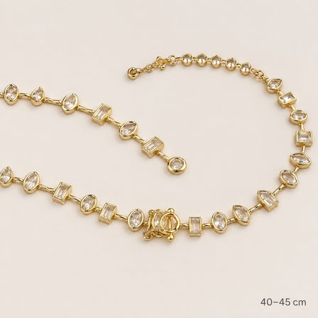 Oval, Damla ve Baget Form Şeffaf Taşlı Kadın Kolye 40–45 cm 14K 