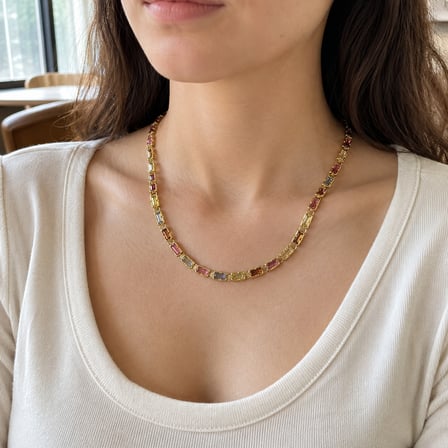 Renkli Baget Taşlı Altın Renk Kolye 40–45 cm