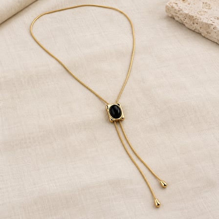 Kadın Siyah Oval Taşlı Gold Renk 70 cm Ayarlanabilir Uzun Y Kolye