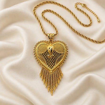 Kadın Gold Renk Kalp Motifli Püsküllü Uzun Hint Kolyesi 60+5 cm