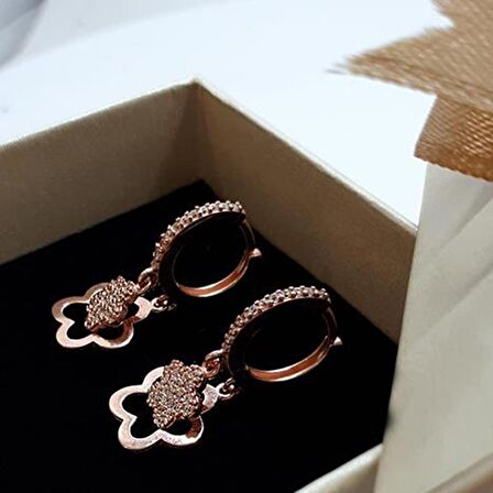 Gümüş Taşlı Çiçek Küpe