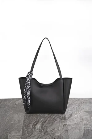 Kadın Fularlı Siyah Renk Fermuarlı Shopper El ve Omuz Çantası