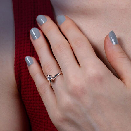 H Renk 0.40 Karat Pırlanta Tektaş Yüzük - HRD Sertifikalı