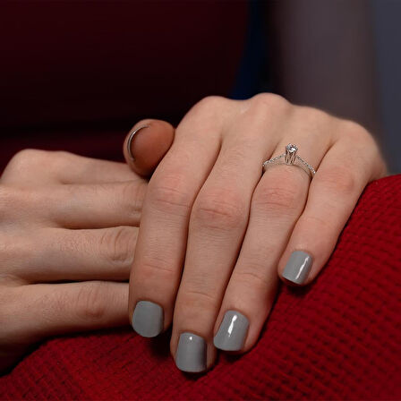 Toplam 0.29 Karat Pırlanta Tektaş Yüzük