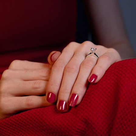 F Renk 0.60 Karat Pırlanta Tektaş Yüzük - HRD Sertifikalı