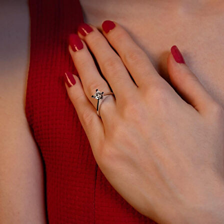 D Renk 0.70 Karat Pırlanta Tektaş Yüzük - HRD Sertifikalı