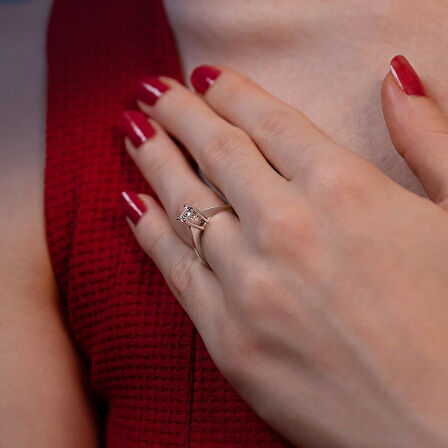 D Renk 0.50 Karat Pırlanta Tektaş Yüzük - HRD Sertifikası