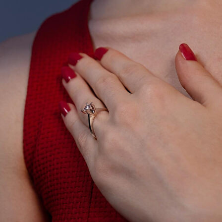 D Renk 0.60 Karat Pırlanta Tektaş Yüzük - HRD Sertifikalı