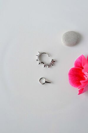 Zirkon Taşlı Zımbalı Model Charmlı Helix Piercing Kıkırdak Lob