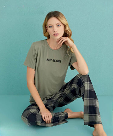 Mihra Kadın Bisiklet Yaka MİLAN Likralı Kısa Kol Pijama Takımı 50107/100 - 1 Adet