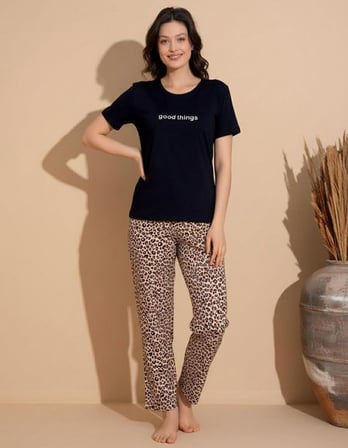 Boyraz Slim Fit Dar Kesim Kadın Milan Bisiklet Yaka Kısa Kol Pijama Takımı 11000S - 1 Adet