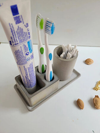 3 Parça Beton Banyo Seti – Diş Fırçalık, Kulak Çubuğu Kutusu ve 15x10 cm Tepsi | Minimalist Tasarım