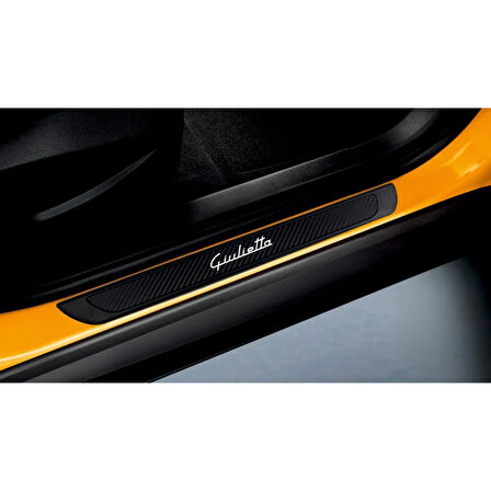 Alfa Romeo Guiletta 2012-2020 Modeller  Old Karbon Kapı Eşiği 4 Parça Krom Yazılı