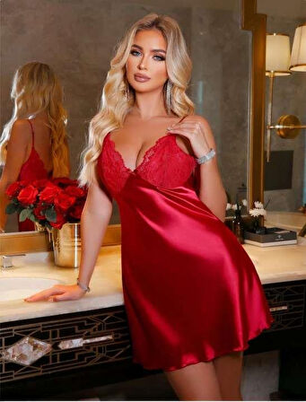 Kırmızı Dantel İşlemeli İnce Askılı Saten Kısa Fantezi Gecelik