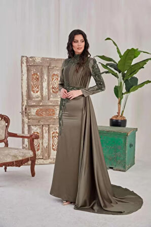 Kuyruklu Saten Abiye Minel