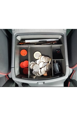 Kia Sportage (2019) Orta konsol içi organizer